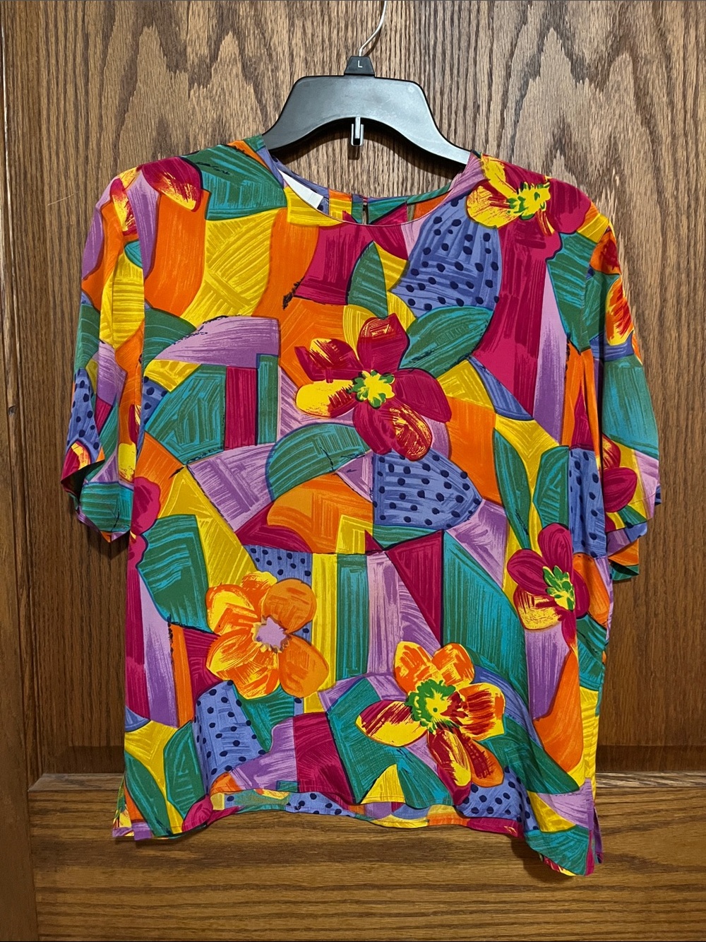 Vintage silk Multicolor Floral Short Sleeve Tee - Bright Abstract Print
